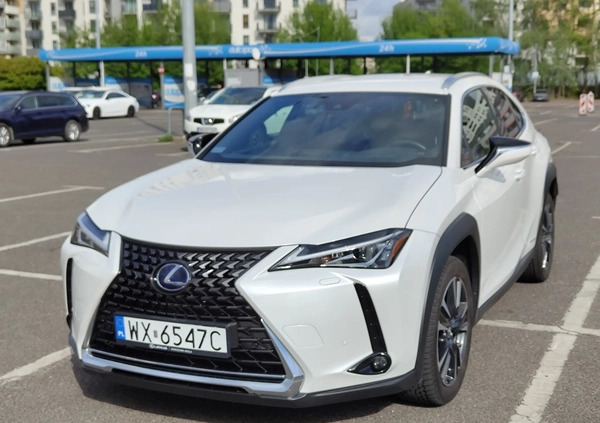 Lexus UX cena 129000 przebieg: 41000, rok produkcji 2020 z Warszawa małe 254